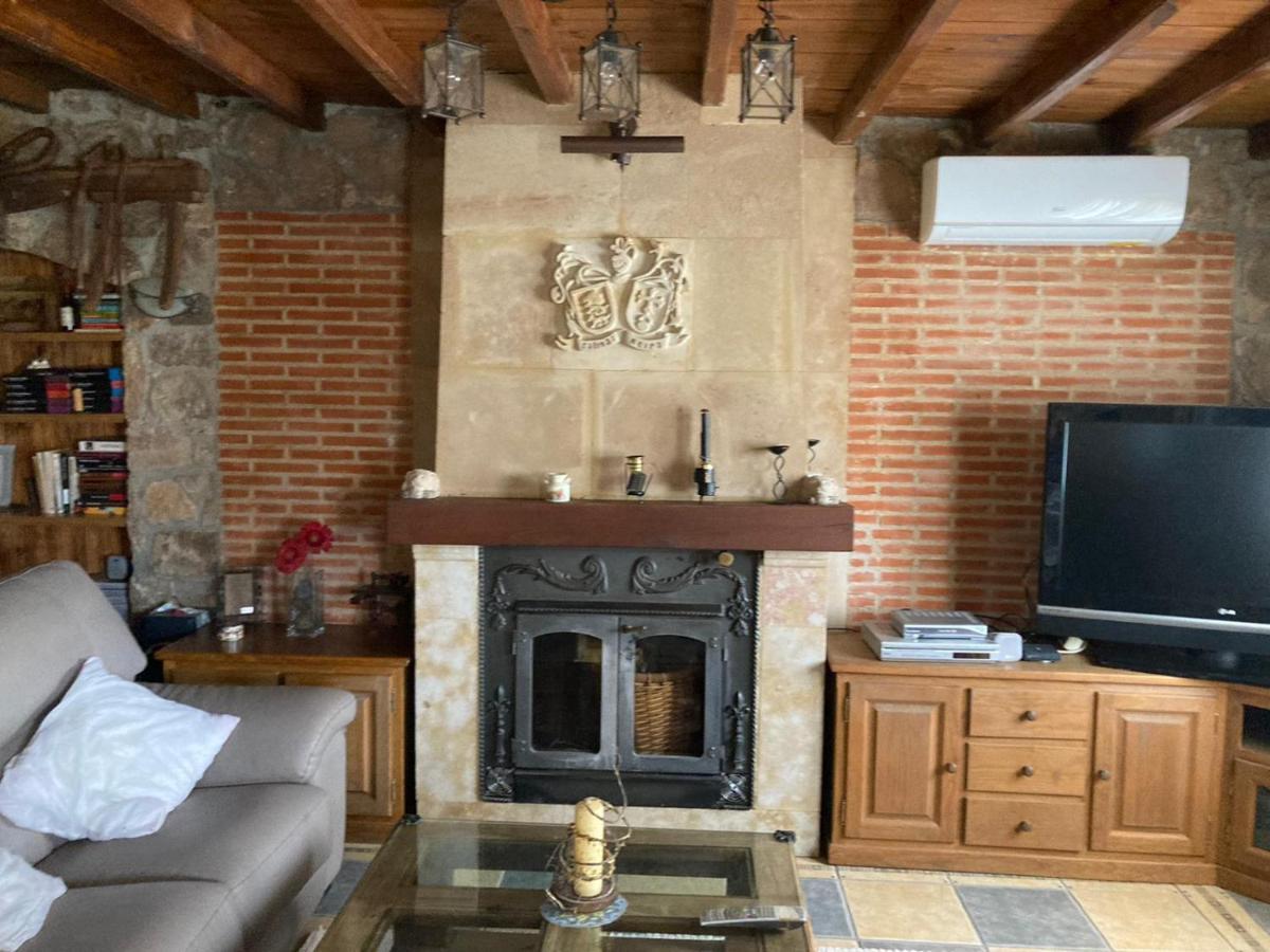 Casa Rural Neira Almenara de Tormes Екстериор снимка