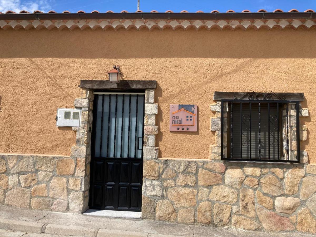 Casa Rural Neira Almenara de Tormes Екстериор снимка
